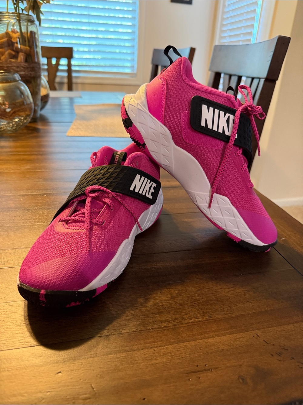 Nike Team Hustle D 12 GS Laser Fuchsia Pink Basketball Shoes Youth 6.5Y - Picture 10 of 13